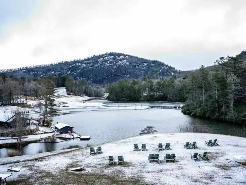 Snow on the Event Lawn in front of Hampton Lake