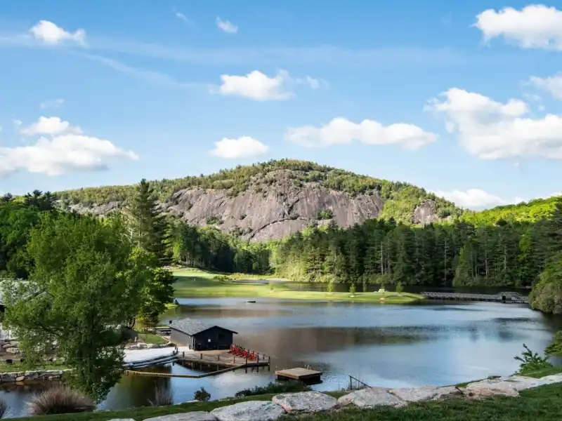 Web JPG HH 21 05 20 RAU INN 8671