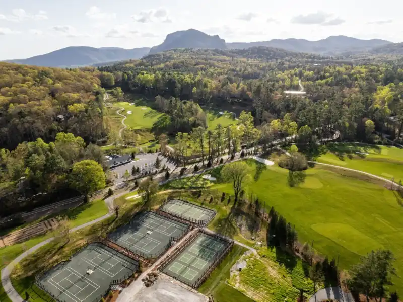 Web JPG HH Distillers Wknd highres 87