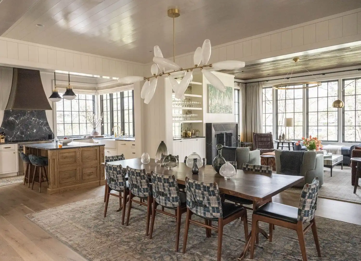 An expansive living area, dining room and kitchen at Hawthorn House