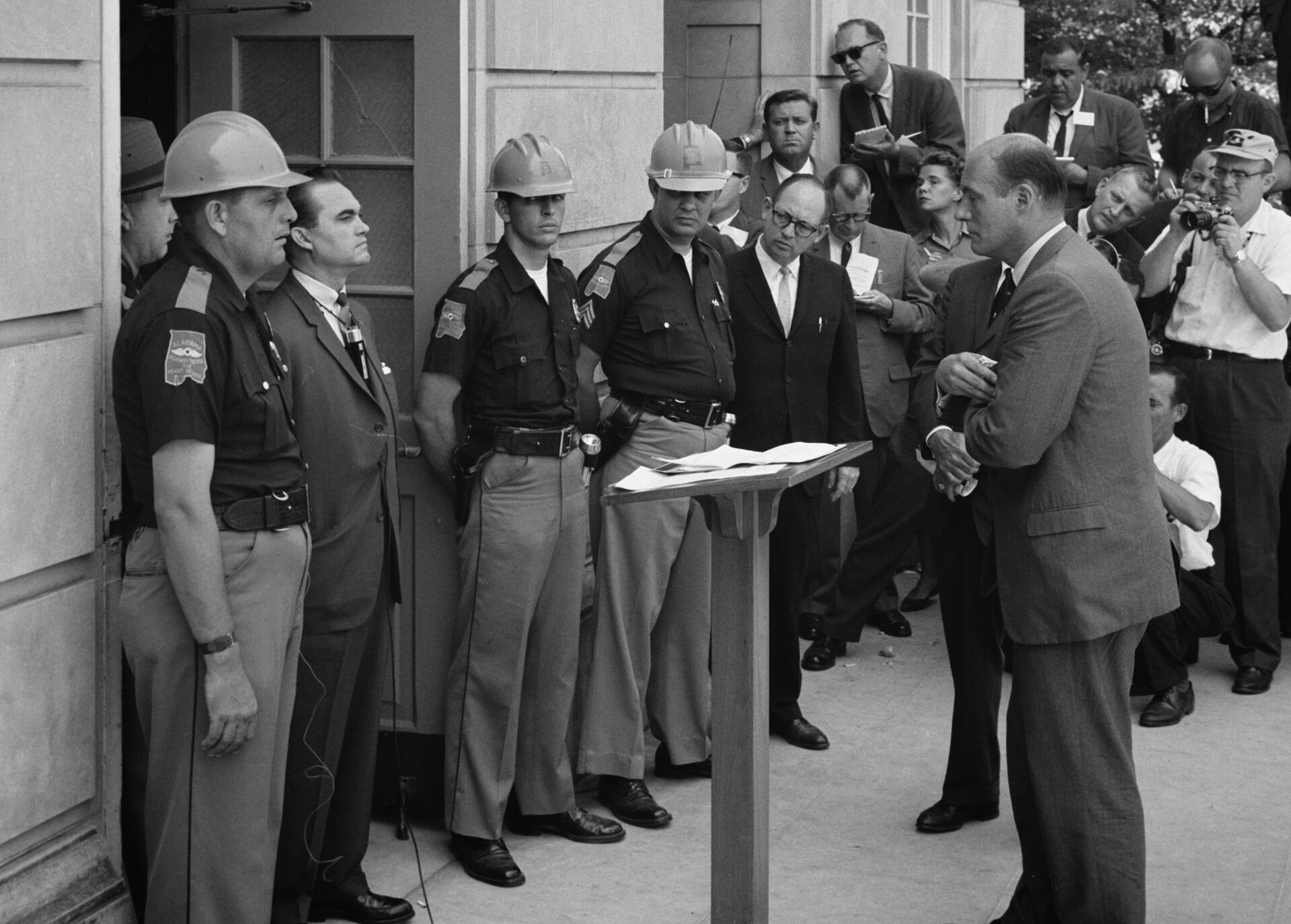Desegregation at the University of Alabama image