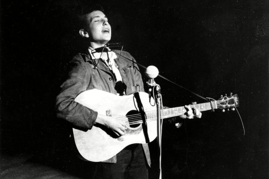 Meaning Behind Bob Dylan’s Timeless Protest Song "The Times They Are a-Changin’" image