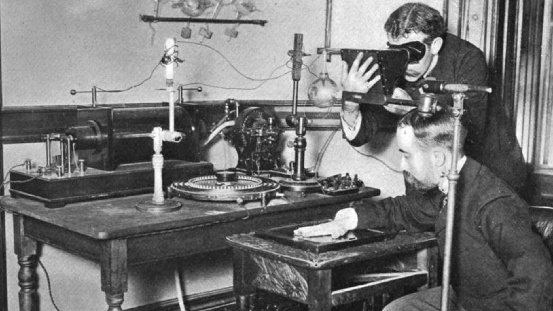 Röntgen’s accident in a darkened lab opened a new window into the human body and launched modern medical imaging.