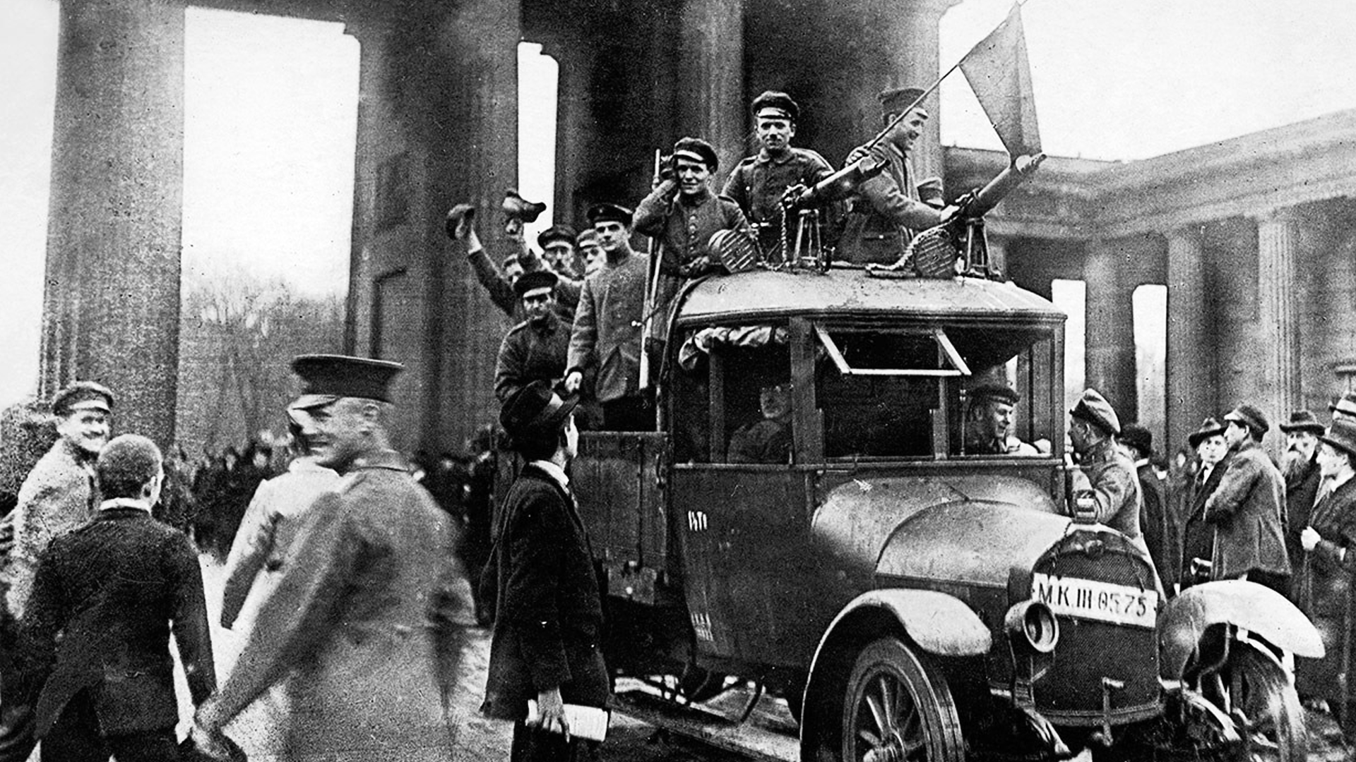 November Revolution: Germany becomes a republic image