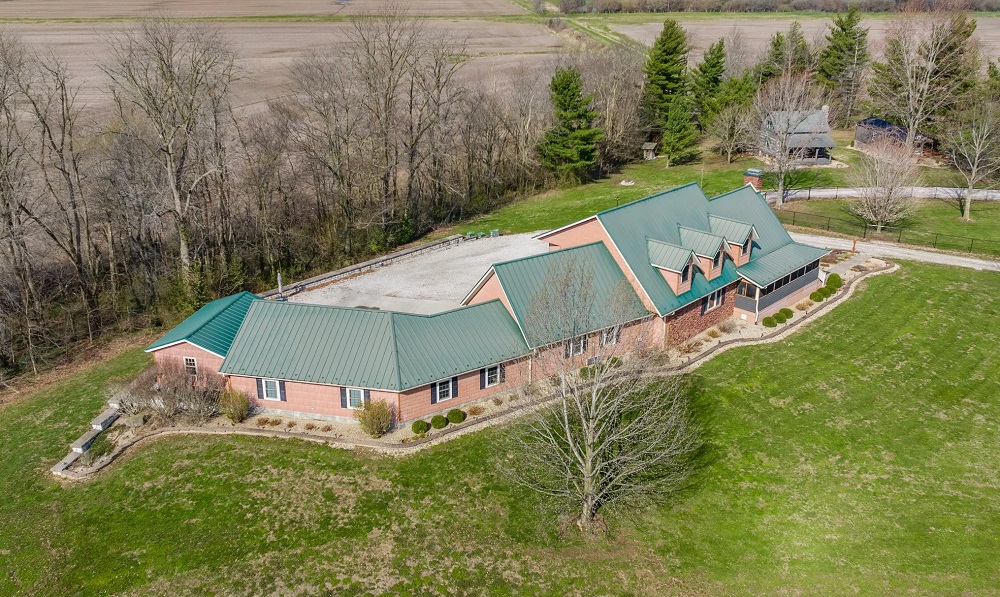 3 Distinctive Indiana Residences Blending Heritage and Sprawling Natural Beauty