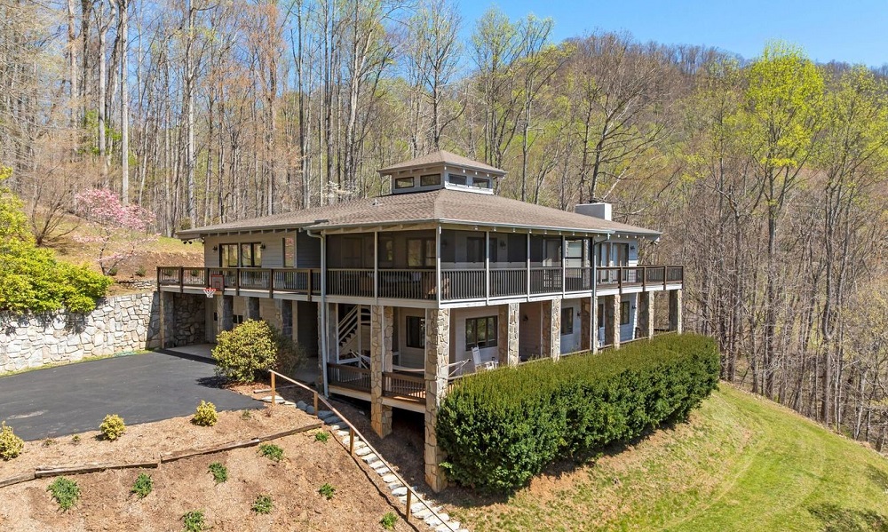 5 North Carolina Luxury Residences Offering Majestic Views and Upscale Living