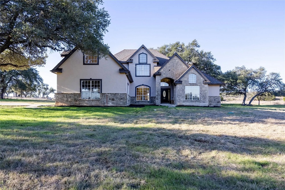 5 Texas Residences Mixing Distinctive Type and Spacious Nation Appeal