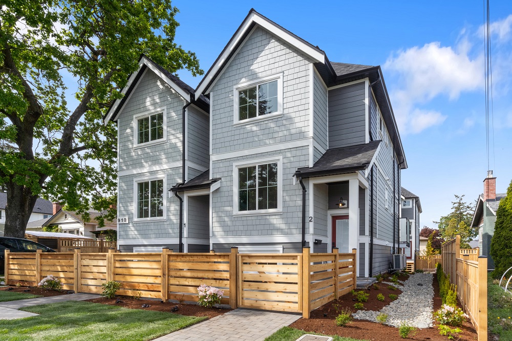 4 British Columbia Residences Showcasing Modern Design and Family-Friendly Living