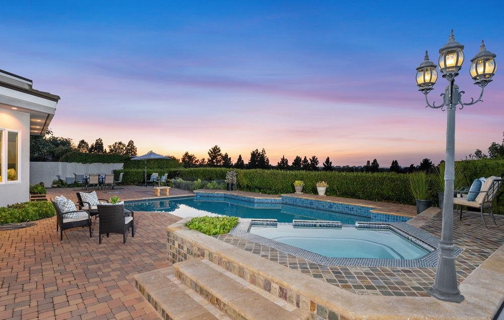 4 California Luxury Estates Showcasing Modern Design and Breathtaking Views