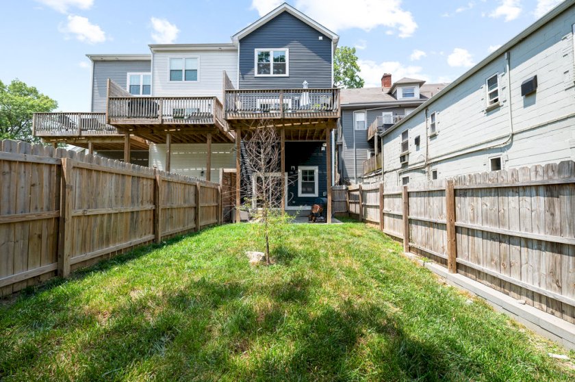 5814 Montgomery Rd