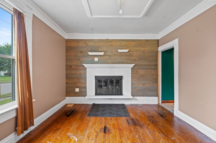 28 S. Clay Street