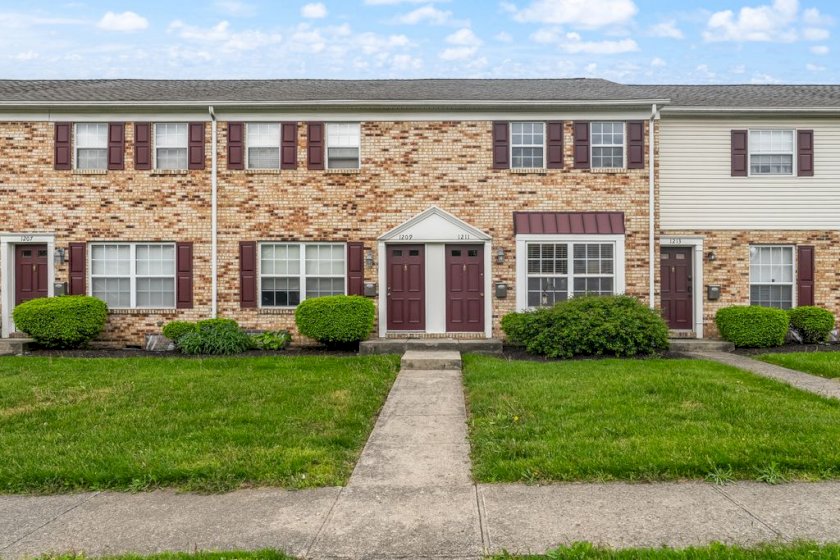 1211 Weybridge Rd