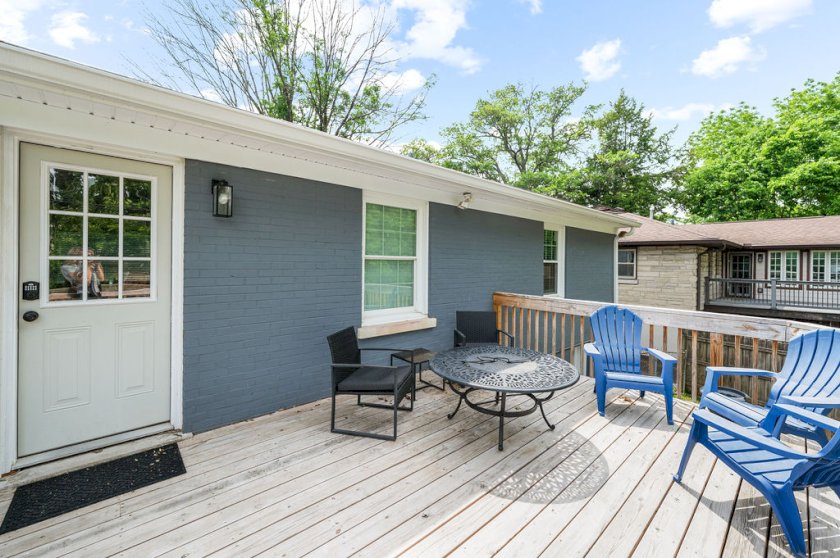 677 Mount Vernon Dr