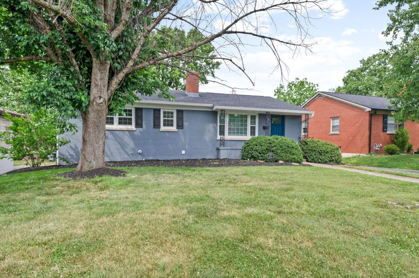 677 Mount Vernon Dr