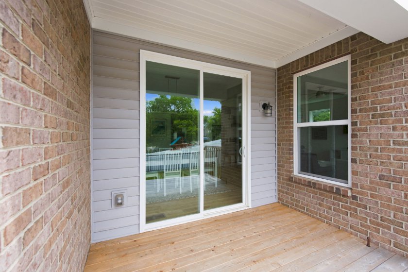 1623 Dexter Ave
