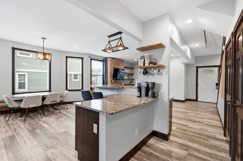 106 Juergens Ave