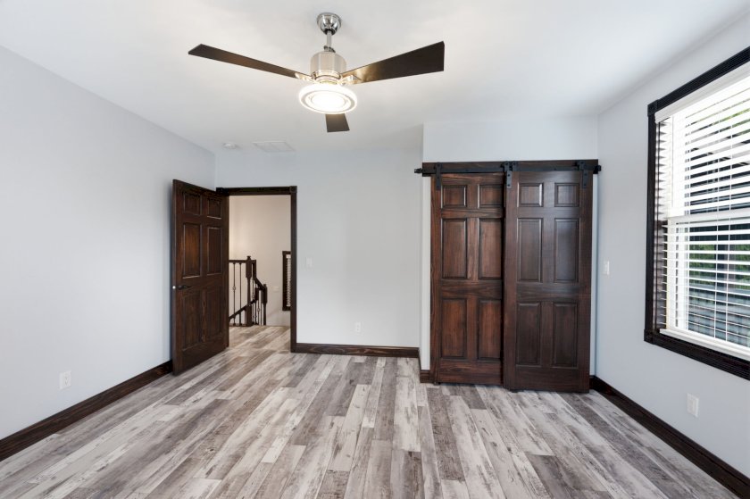 106 Juergens Ave