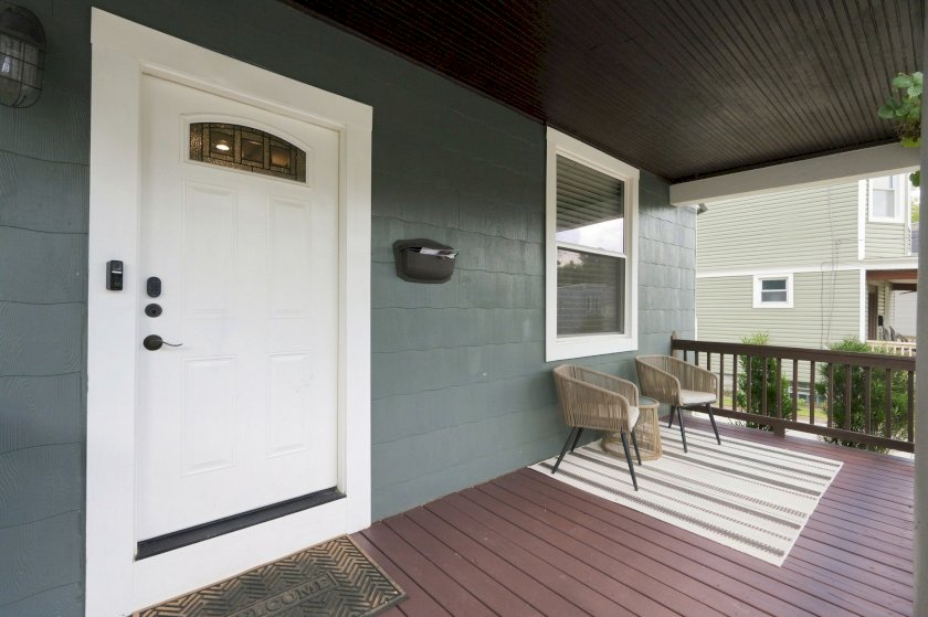 106 Juergens Ave