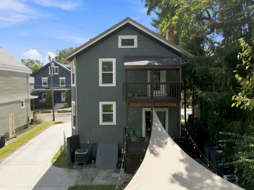106 Juergens Ave
