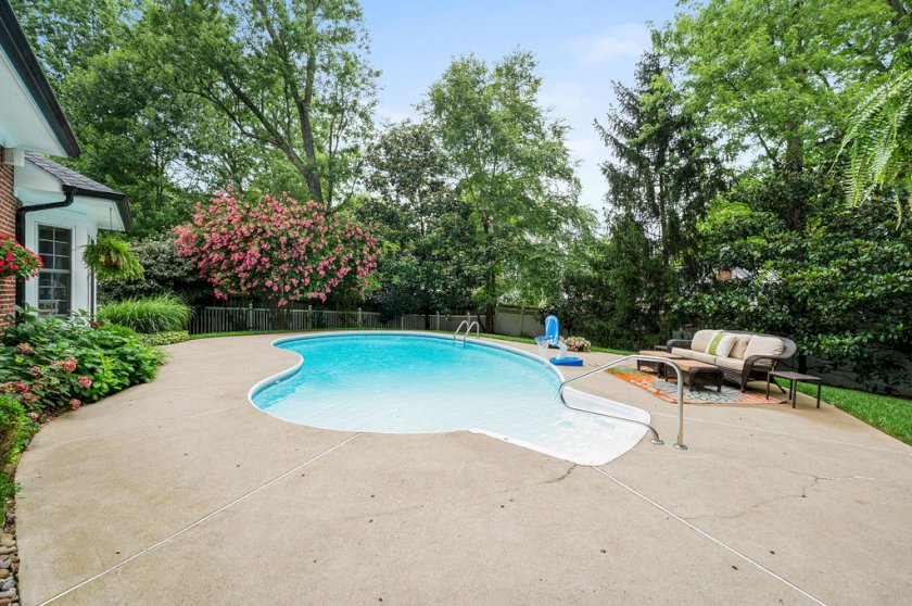 6146 Mariwood Ln