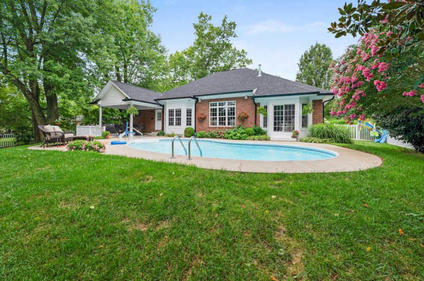 6146 Mariwood Ln