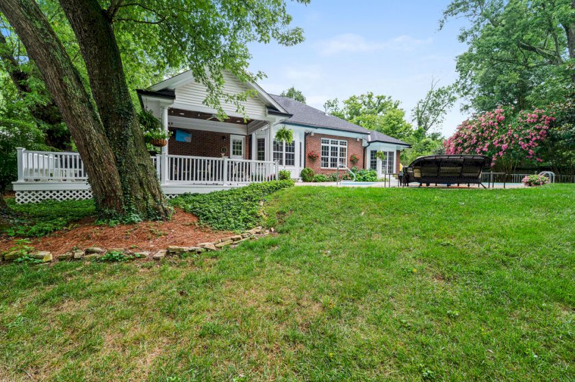 6146 Mariwood Ln