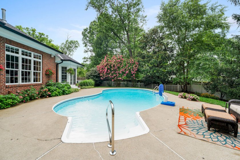6146 Mariwood Ln