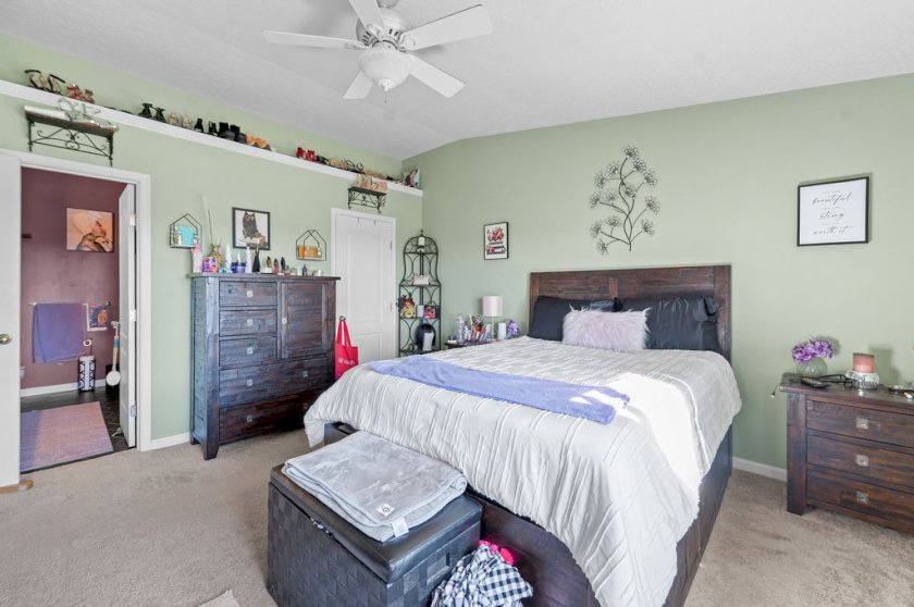 2461 Aldermont Ct