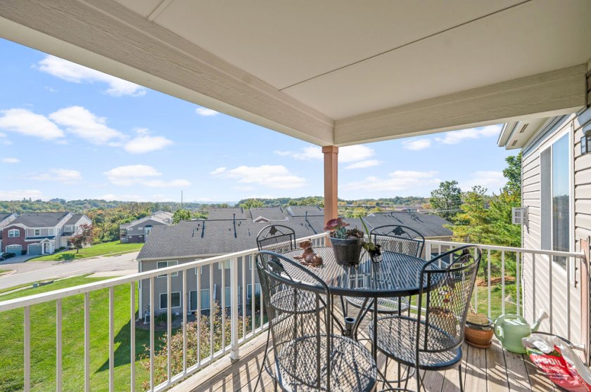2461 Aldermont Ct