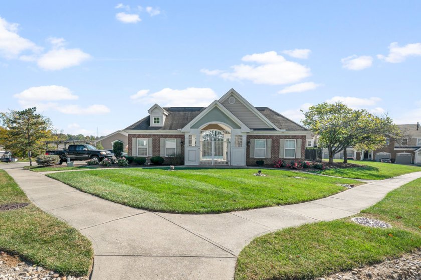 2461 Aldermont Ct