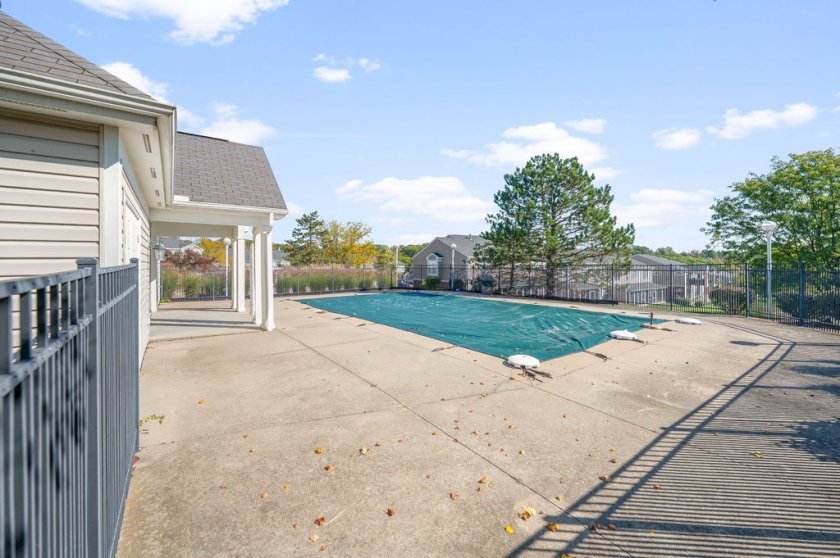 2461 Aldermont Ct