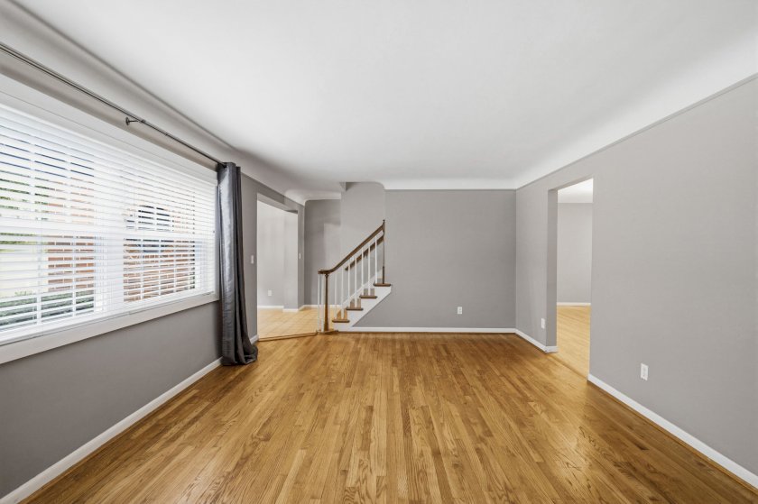 7029 Juniperview Ln