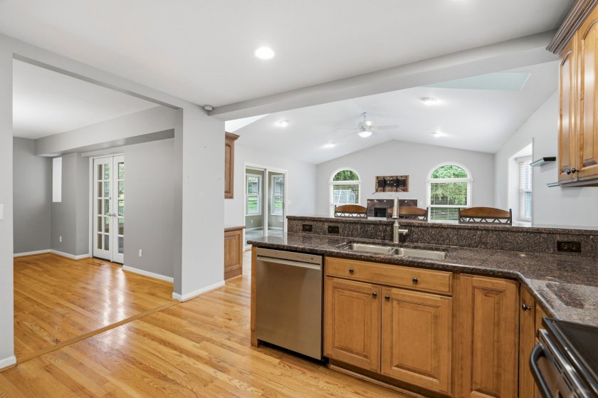 7029 Juniperview Ln