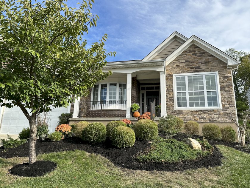 7437 Madeira Pines Dr