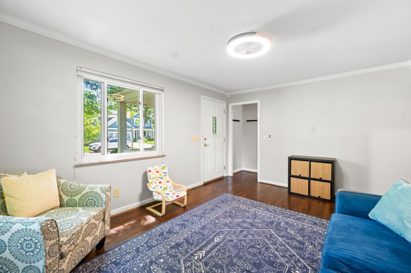 7303 Iuka Ave