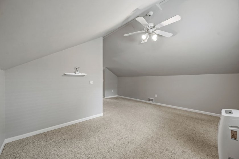 2758 Losantiridge Ave