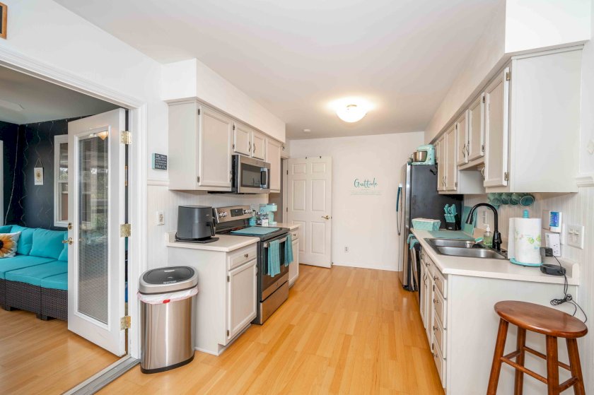 6509 Greenfield Woods Dr