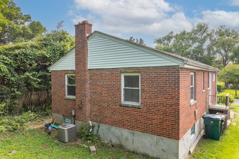 7866 Stillwell Rd