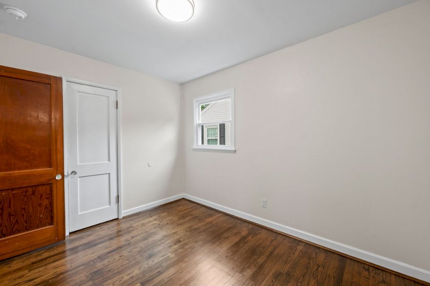 709 Heimert Ave