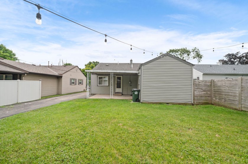 709 Heimert Ave