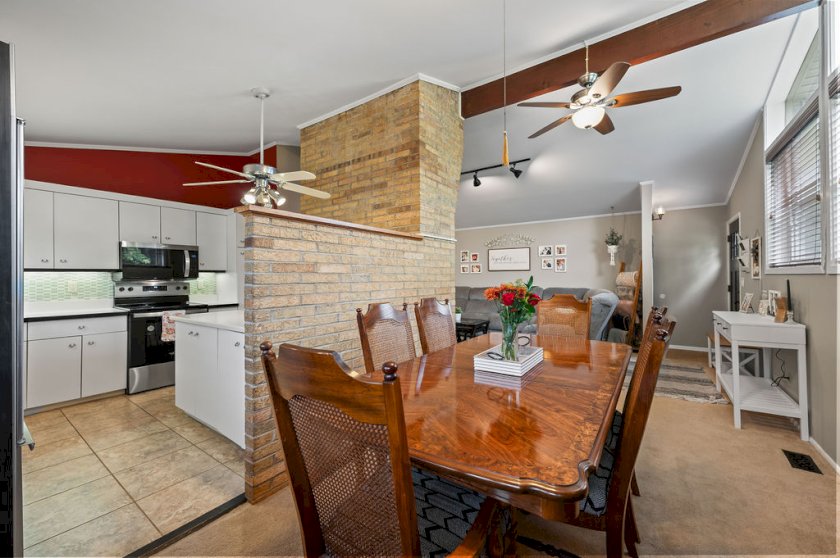 763 Colbert Cir