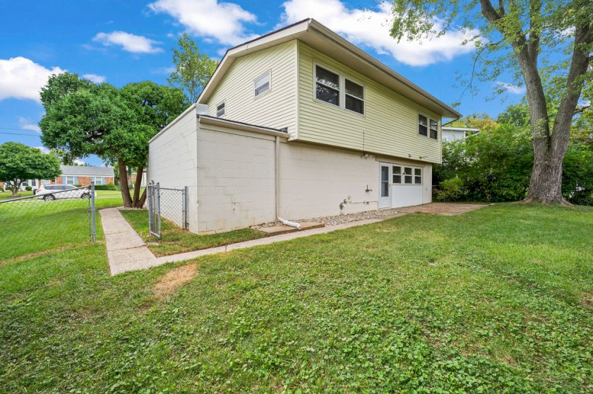 763 Colbert Cir
