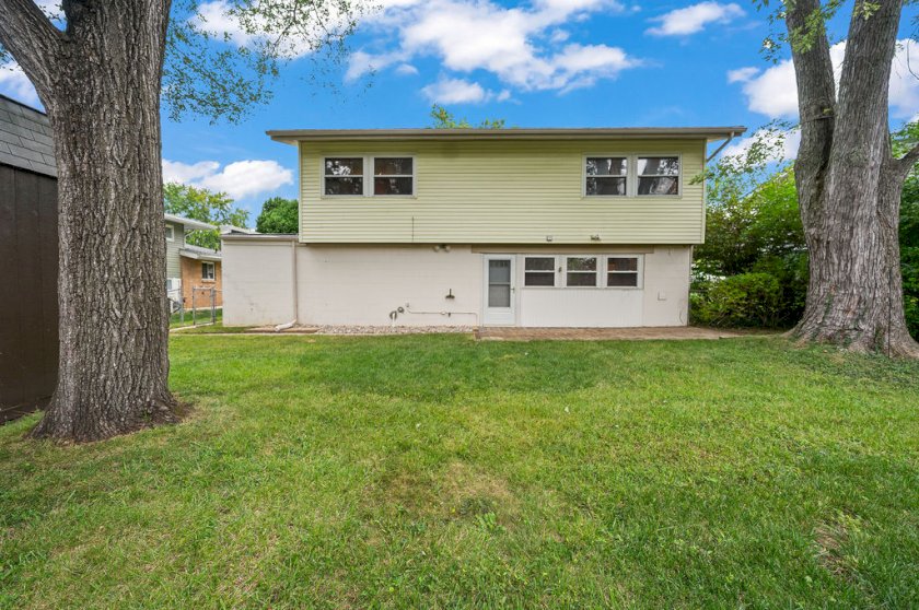 763 Colbert Cir