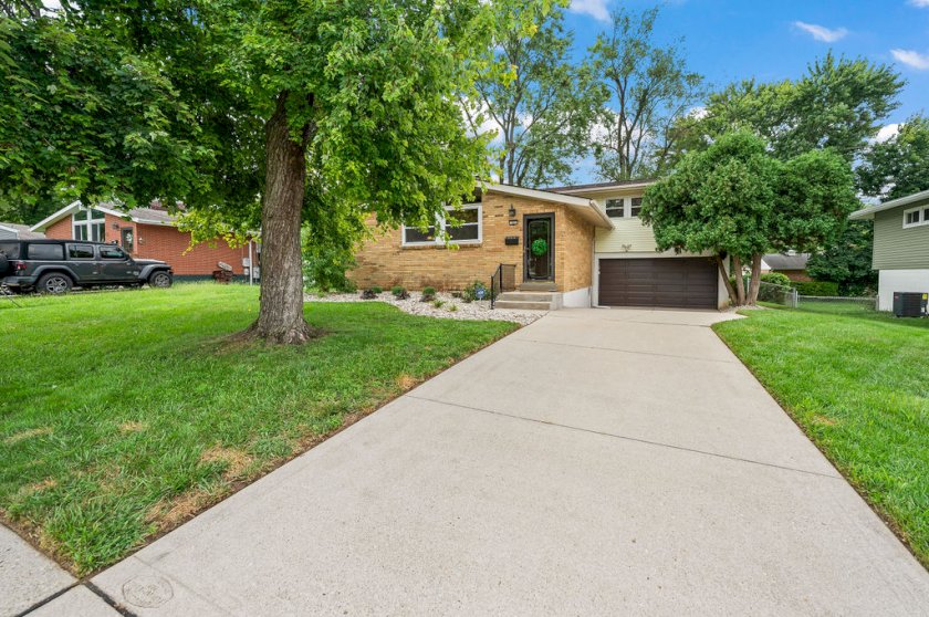 763 Colbert Cir
