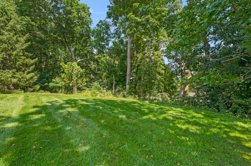 3778 Broadview Dr