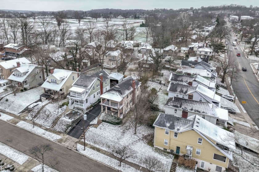 3409 N Club Crest Ave