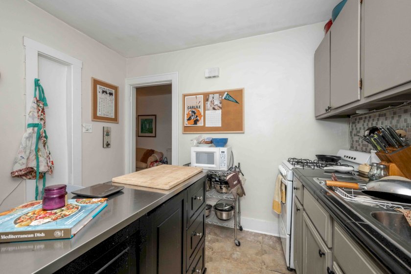 3409 N Club Crest Ave