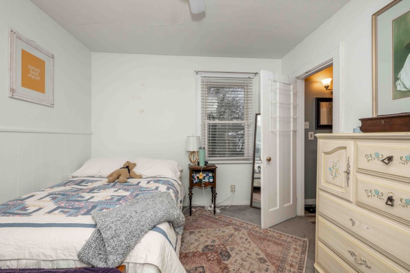 3409 N Club Crest Ave