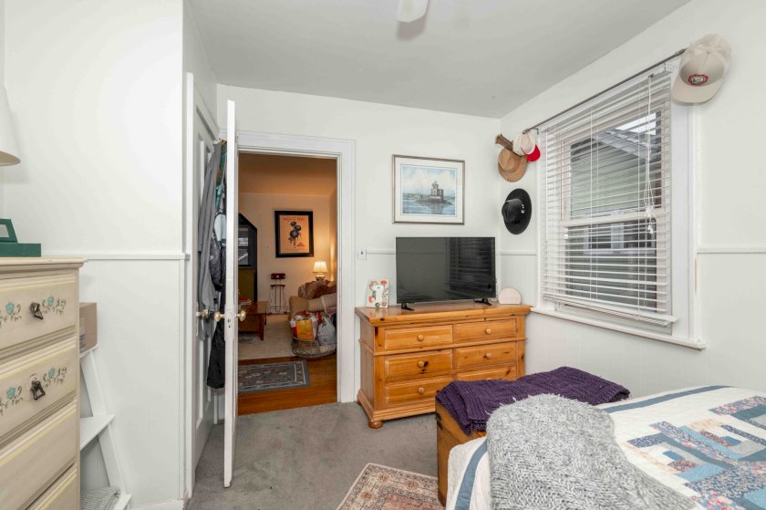 3409 N Club Crest Ave