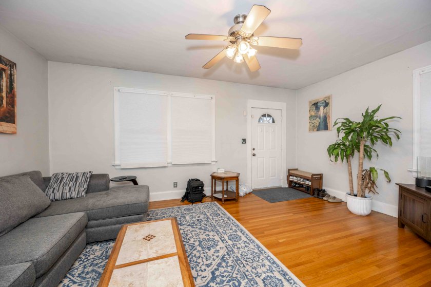 3409 N Club Crest Ave